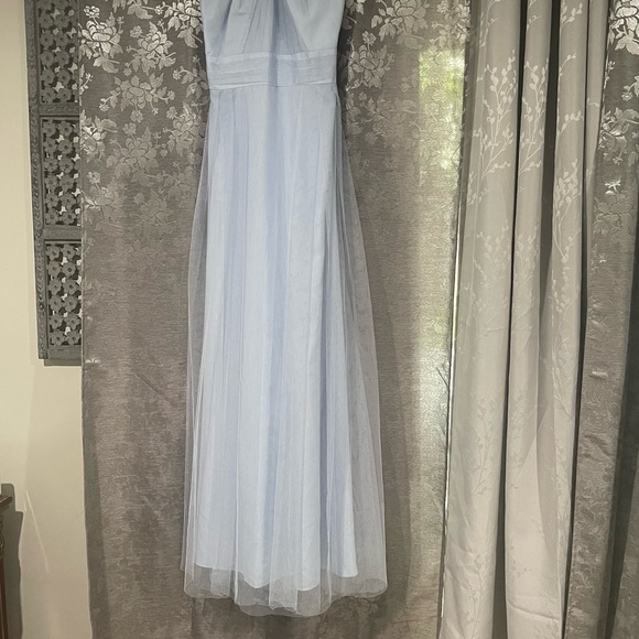 Monique Lhuillier Tulle halter dress. Size 8 - Picture 5 of 11